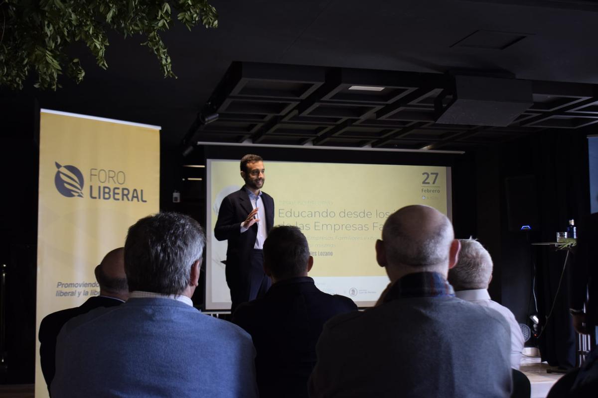 Desayuno Ejecutivo organizado por el Foro Liberal y AEFA.