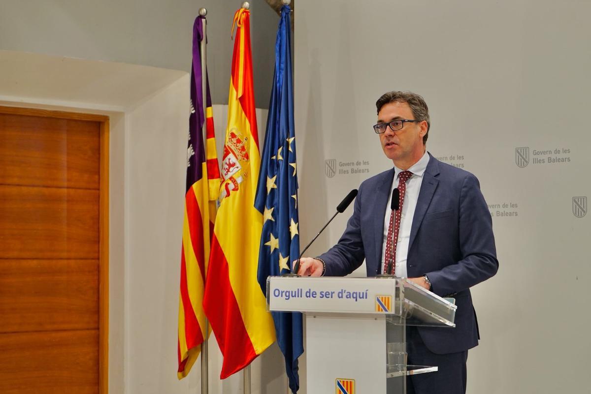 El portavoz del Govern, Antoni Costa, en la rueda de prensa posterior al Consell de Govern celebrado esta mañana