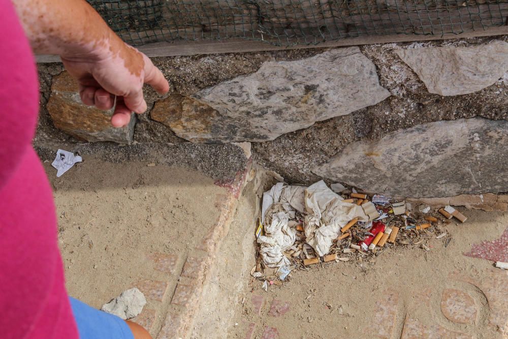 Deficiencias en accesos a la playa del Acequión