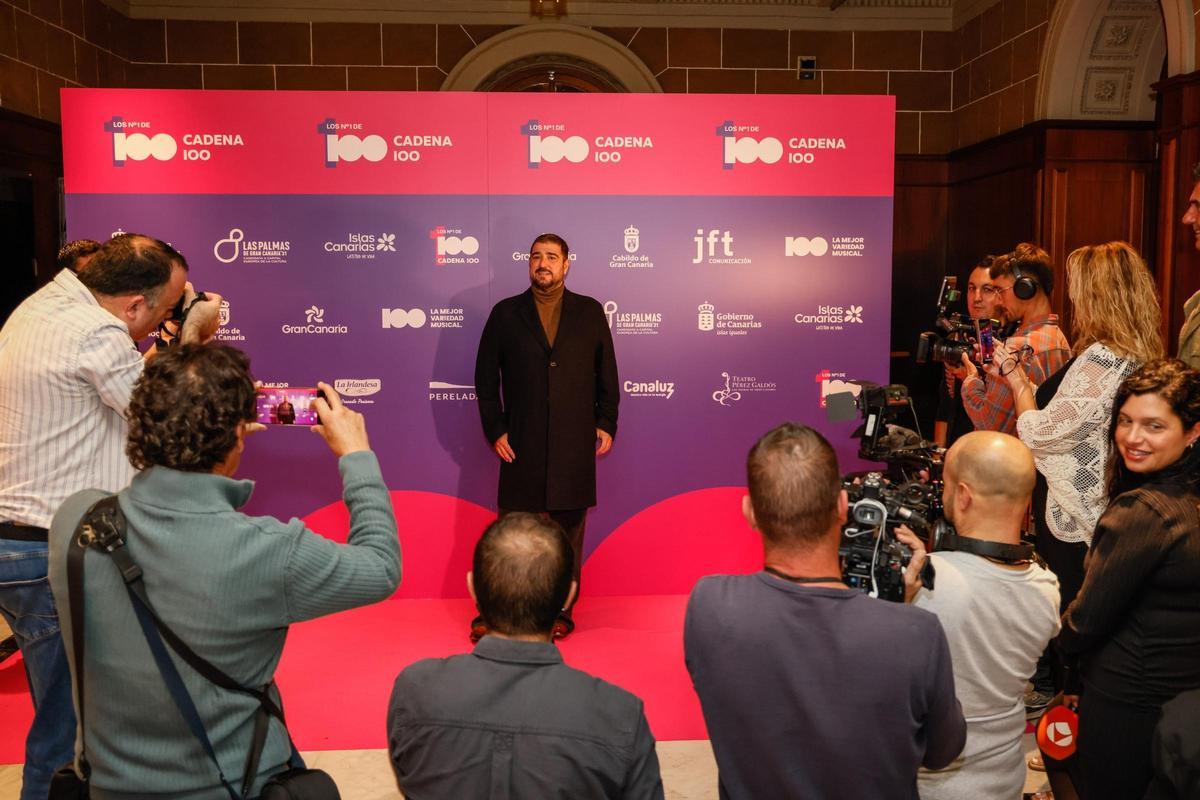 Antonio Orozco en el photocall previo a la gala.