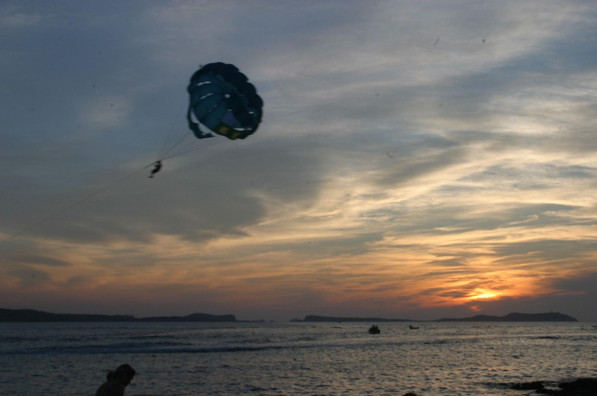 Puesta de sol en ses Variades (Sant Antoni).