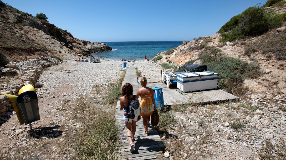 Acceso a la Cala del Tio Ximo