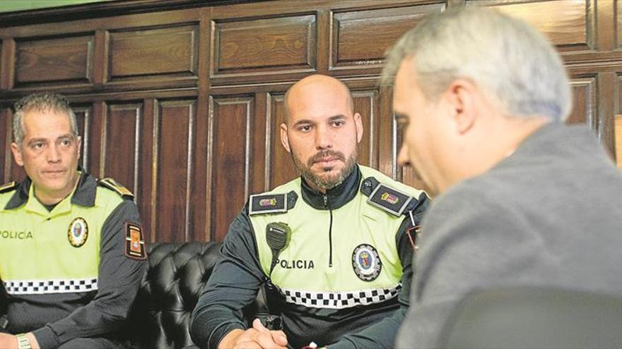 El alcalde de Badajoz pedirá la Medalla al Mérito de la Policía Local para Mario Prado