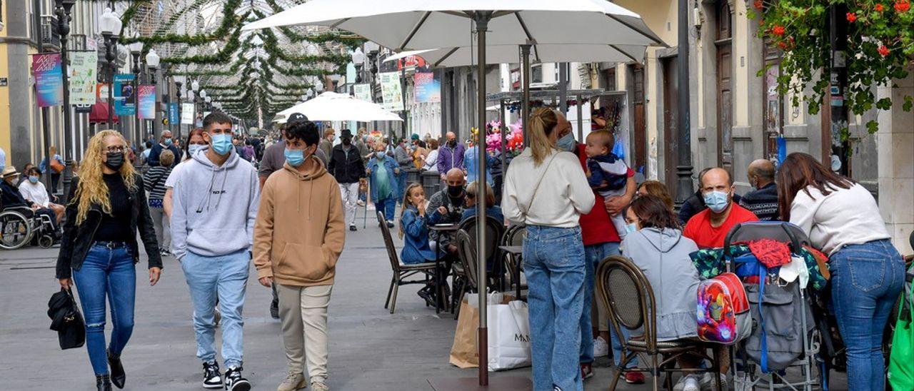 La petición del certificado COVID coincide con un repunte de vacunación en las comunidades que lo exigen