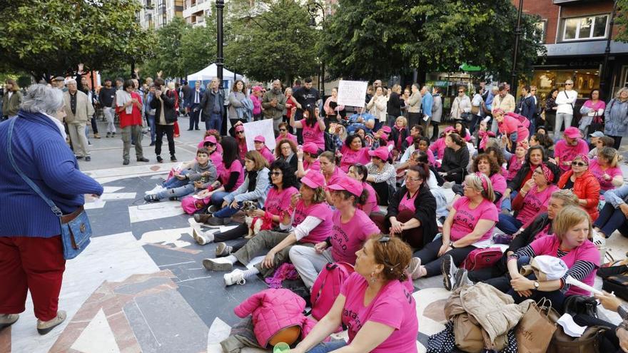 Trabajadoras del servicio de ayuda a domicilio durante una de sus protestas