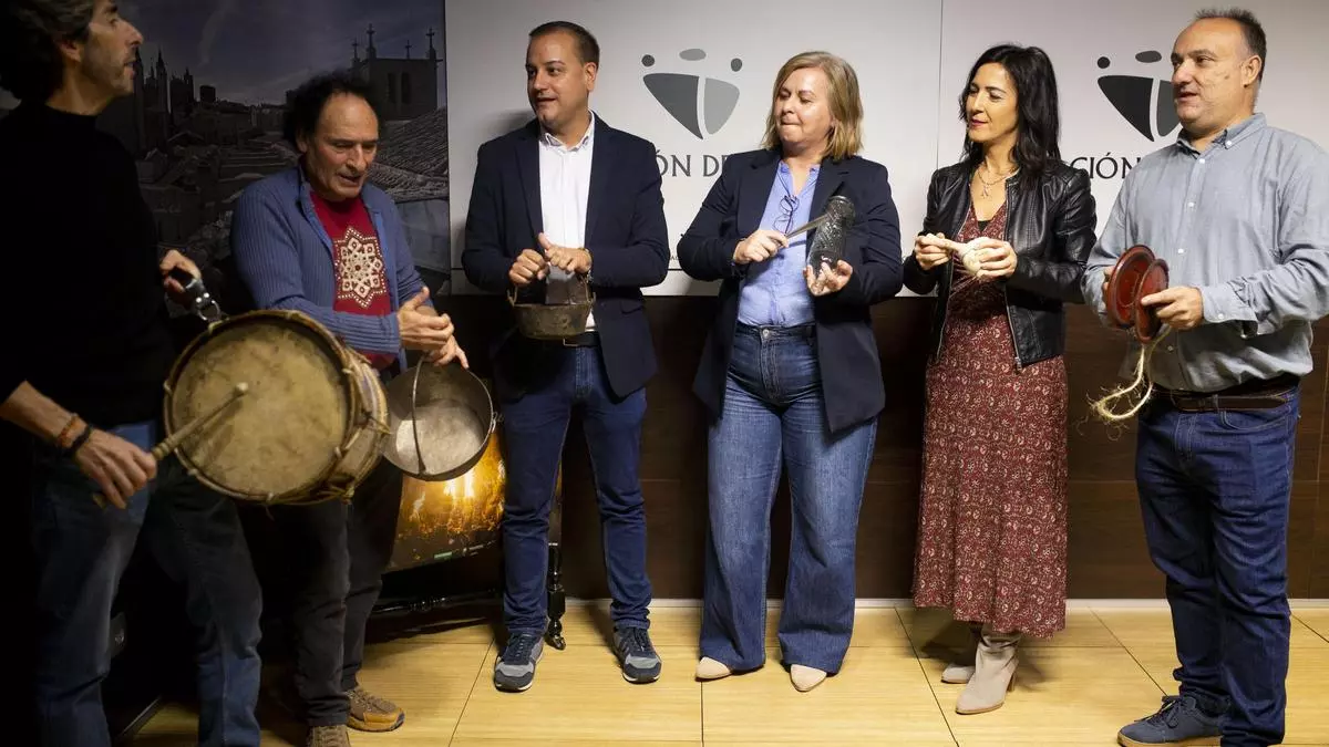 Los escobazos ya están prendidos