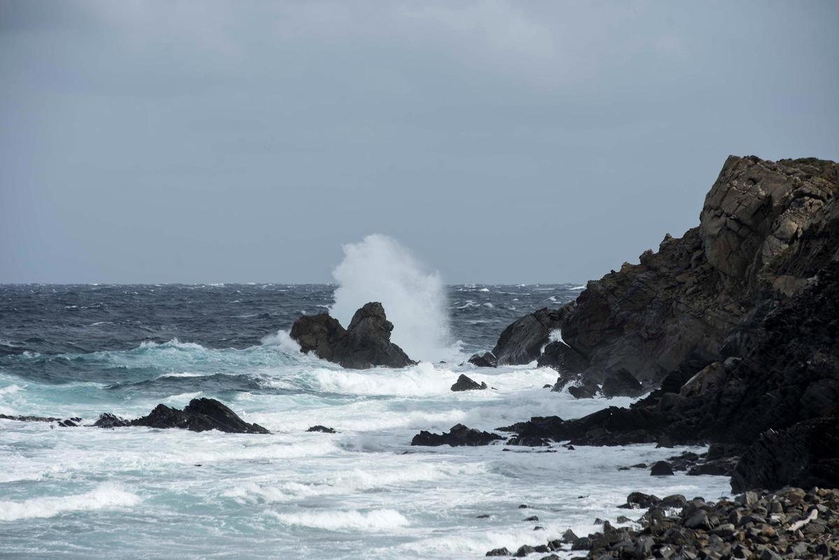 Llega la borrasca Blas con olas de hasta 14 metros en Baleares y Mediterráneo