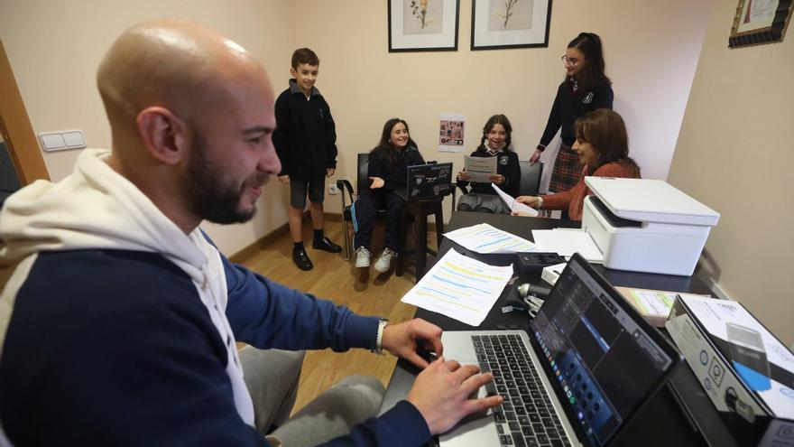 Los podcast, altavoz para el colegio Santo Ángel de Gijón