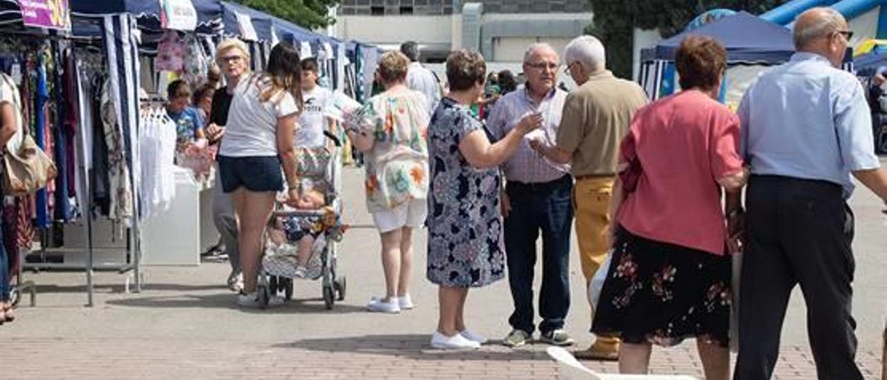 Un programa  amb contacontes, ball llatí i sortejos en la Sequieta