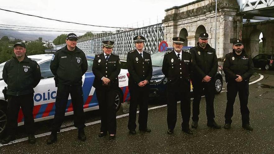 Agentes de la Policía de Segurança Pública de Portugal y de la Policía Nacional participantes en el proyecto &quot;Comisarías Europeas&quot;. // D.B.M.