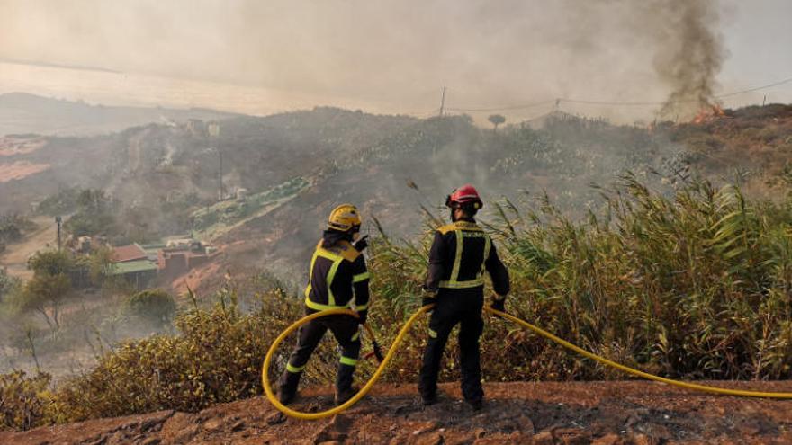 La emotiva carta de un bombero de Gran Canaria tras estos días de intensa lucha contra el fuego