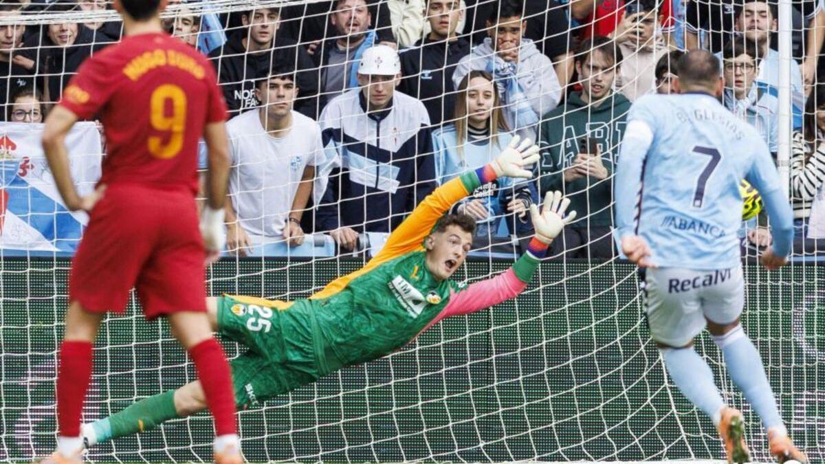 Julen el penalti de Borja Iglesias