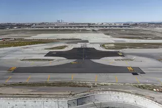 La presencia de una persona en las inmediaciones de una pista en Barajas obliga a cinco aterrizajes frustrados