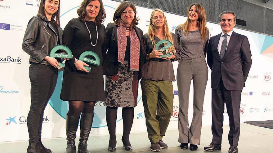 De izquierda a derecha, Cristina Aristoy, Gemma Martínez, Irene Lanzaco, Julieta XLF, María Tosca y Rafael Herrador Martínez.