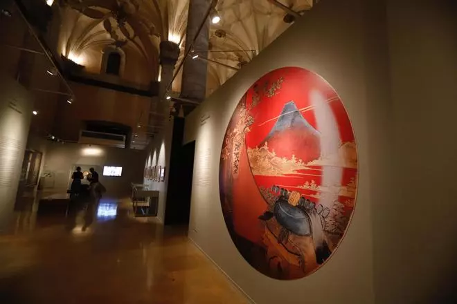 En imágenes | La Lonja expone los tesoros asiáticos del Museo de Zaragoza