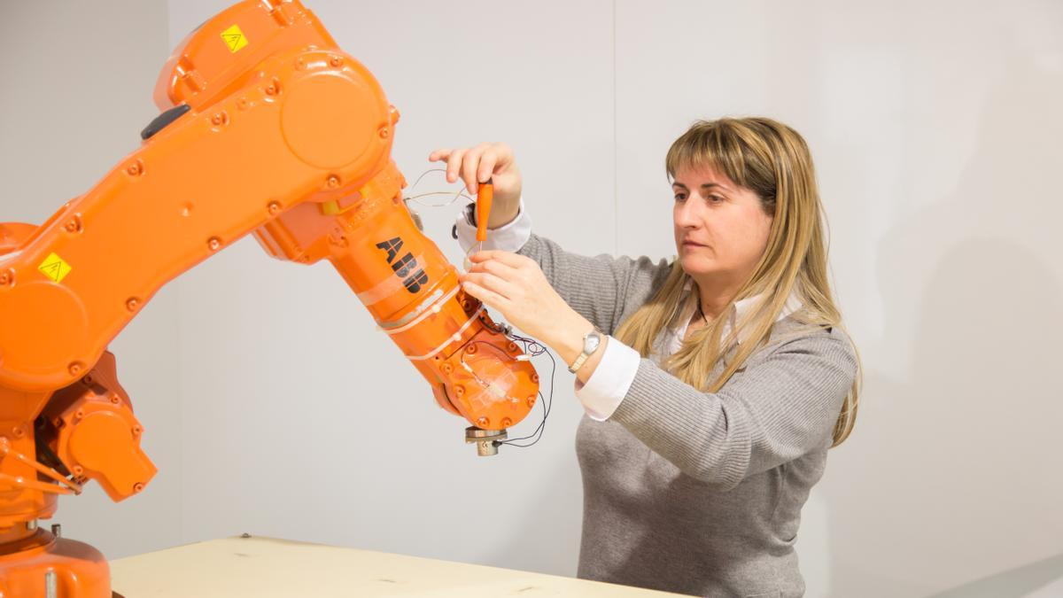 En el Día Internacional de la Mujer en la Ingeniería, la UV reivindica su apuesta por la igualdad efectiva.