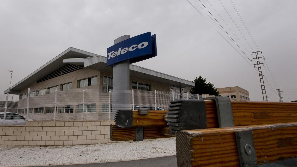 Verne se liquida tras vender su filial de telecomunicaciones a Dominion