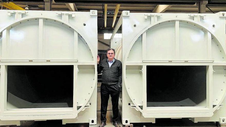 Javier Casero, CEO del grupo Eurocontainer, empresa zaragozana que se ha especializado en la fabricación de contenedores a medida. | EL PERIÓDICO