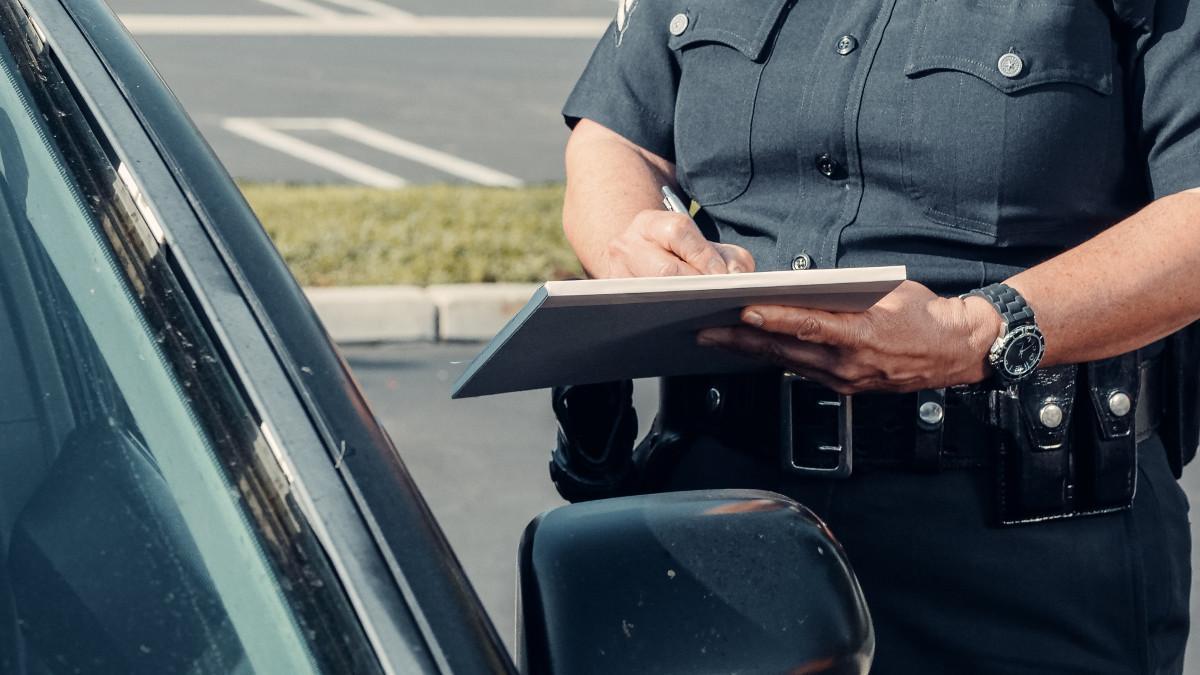 ¿Veu bé que s’endureixin les sancions als conductors que utilitzin el mòbil?