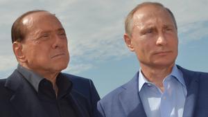 Berlusconi y Putin en una imagen de 2015, durante una visita del primero a Sevastopol.