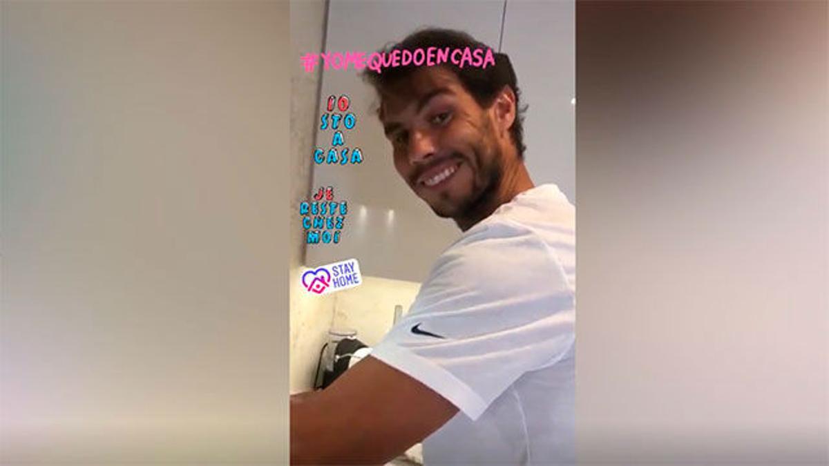 Nadal muestra sus dotes en la cocina durante el confinamiento