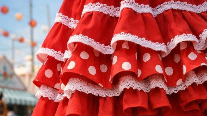 Para disfrutar de las fiestas andaluzas no hace falta ir al sur: Miajadas te invita a vivir una noche de pescaíto, música y farolillos