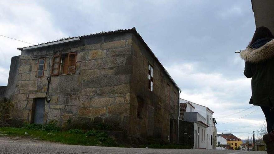 Una imagen de la Casa dos Pobres en Cangas, ubicada en la rúa Enseñanza. // Gonzalo Núñez