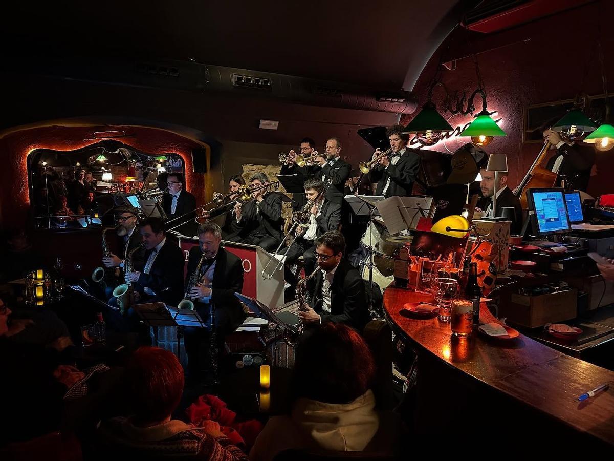 La Barcelona Jazz Orquestra al Sunset Jazz Club de Girona, en un concert recent.