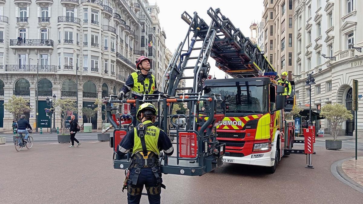 Un vehículo de Departamento de Bomberos de València