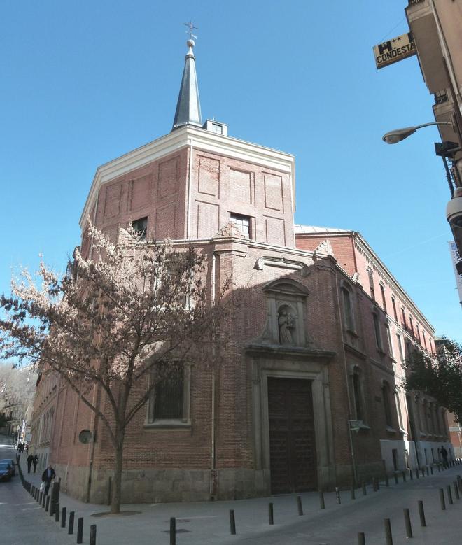 Exterior de la iglesia de San Antonio de los Alemanes, en Madrid