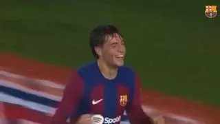¡Marc Guiu vuelve a 'mojar' con el Barça!