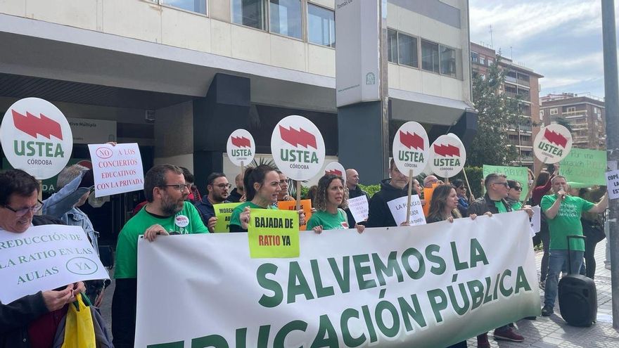 Ustea reclama en Córdoba mejoras urgentes en el sistema educativo