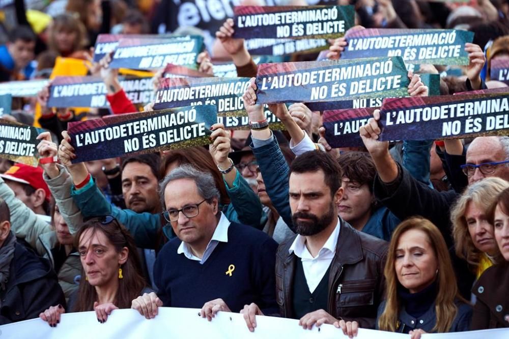 L'independentisme es manifesta a Barcelona en contra del judici del procés