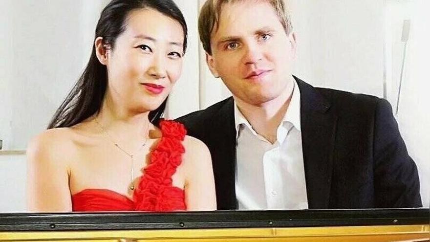 El Dúo Wang, formado por dos grandes virtuosos del piano, actúa en el Festival de Deià
