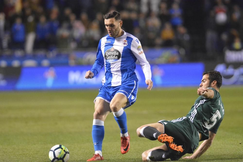 El Dépor cae 0-1 ante el Betis en Riazor