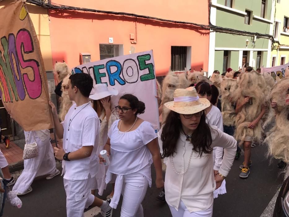 Alumnos y profesores se divierten