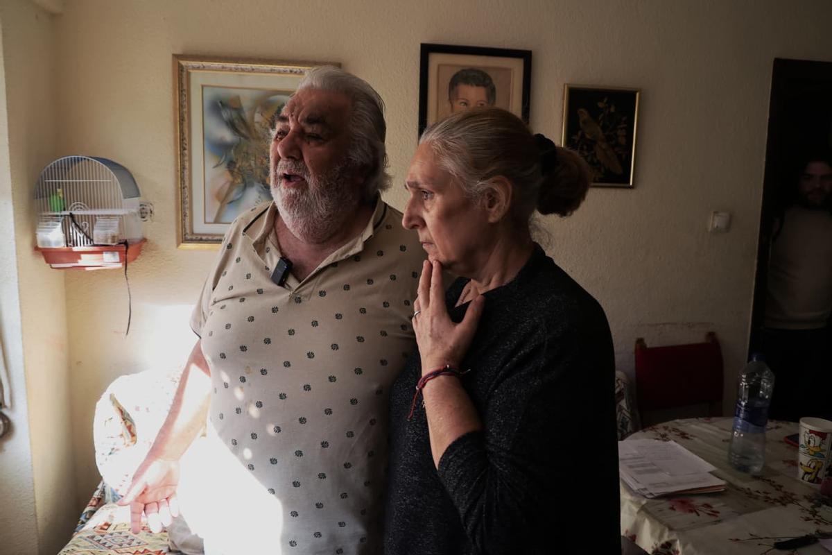 Francisco y Celeste esperan en su vivienda de Alicante el desahucio, previsto para el día 18