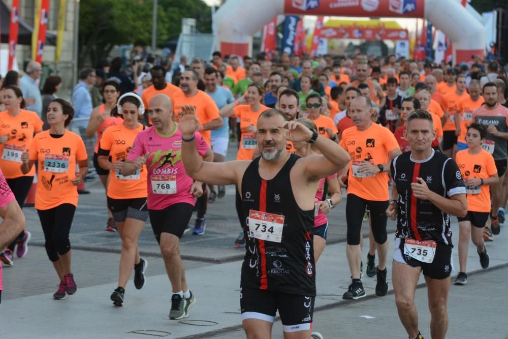 Kilómetros a pata por la seguridad vial en Pontevedra. // Rafa Vázquez