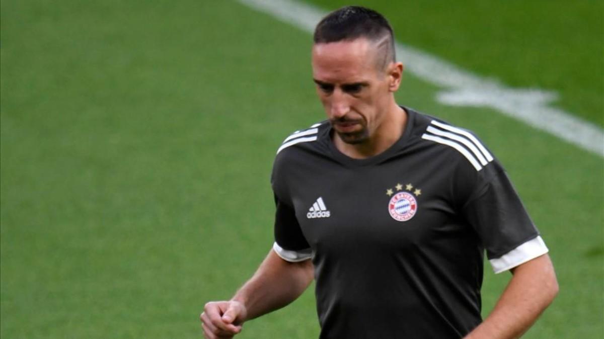 Frank Ribery volvió a tocar el césped