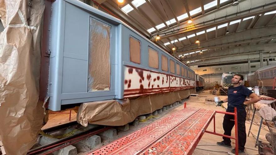 SFM y Sant Llorenç colaboran en la restauración de un vagón de tren de 1931