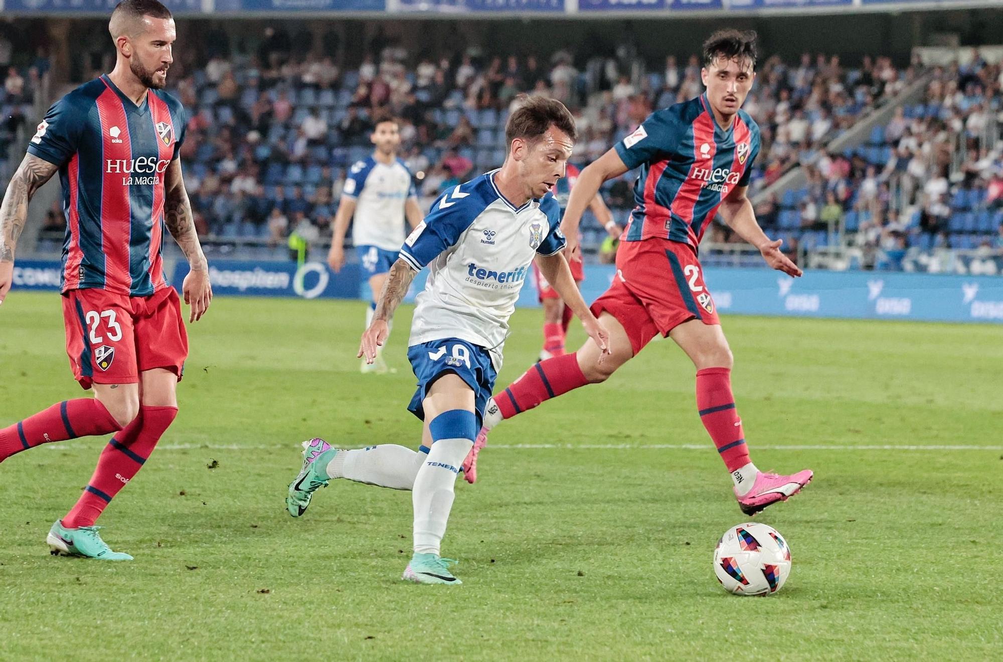 Revive el partido entre CD Tenerife - SD Huesca en imágenes