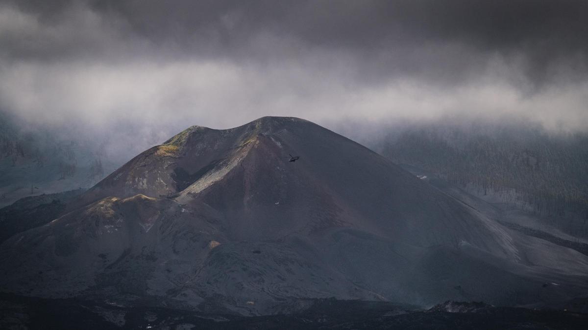 El volcán Tajogaite, en La Palma, unos días después de apagarse por completo.