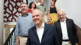 Chaves reivindica su legado y se pone a disposición del partido: "Pienso y quiero volver al PSOE"