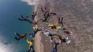 Castellón, escenario de un récord de paracaidismo: superan una hazaña de tres años