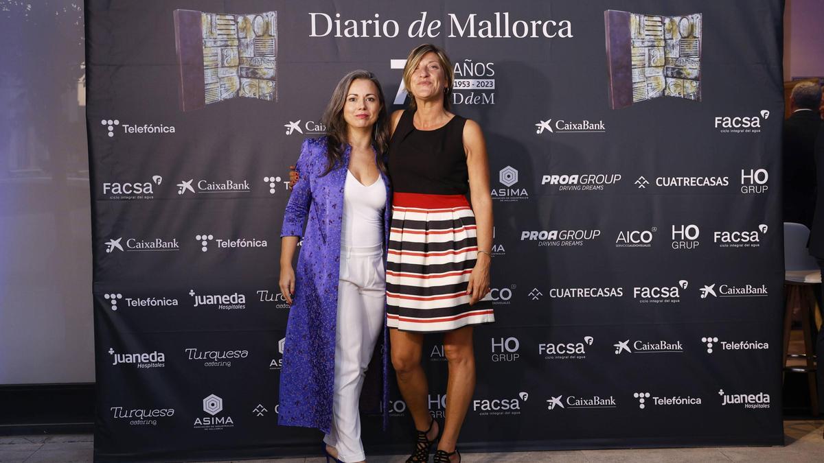 Ana Bofarull, Sanitas; y Eva Montes, comercial de Diario de Mallorca.