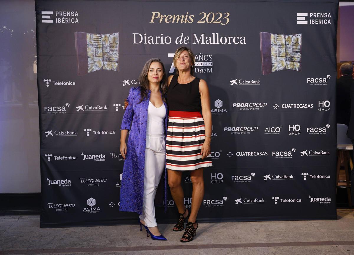 Ana Bofarull, Sanitas; y Eva Montes, comercial de Diario de Mallorca.