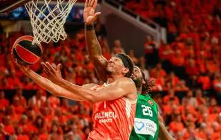 Las mejores imágenes del quinto partido entre el Valencia Basket y el Panathinaikos