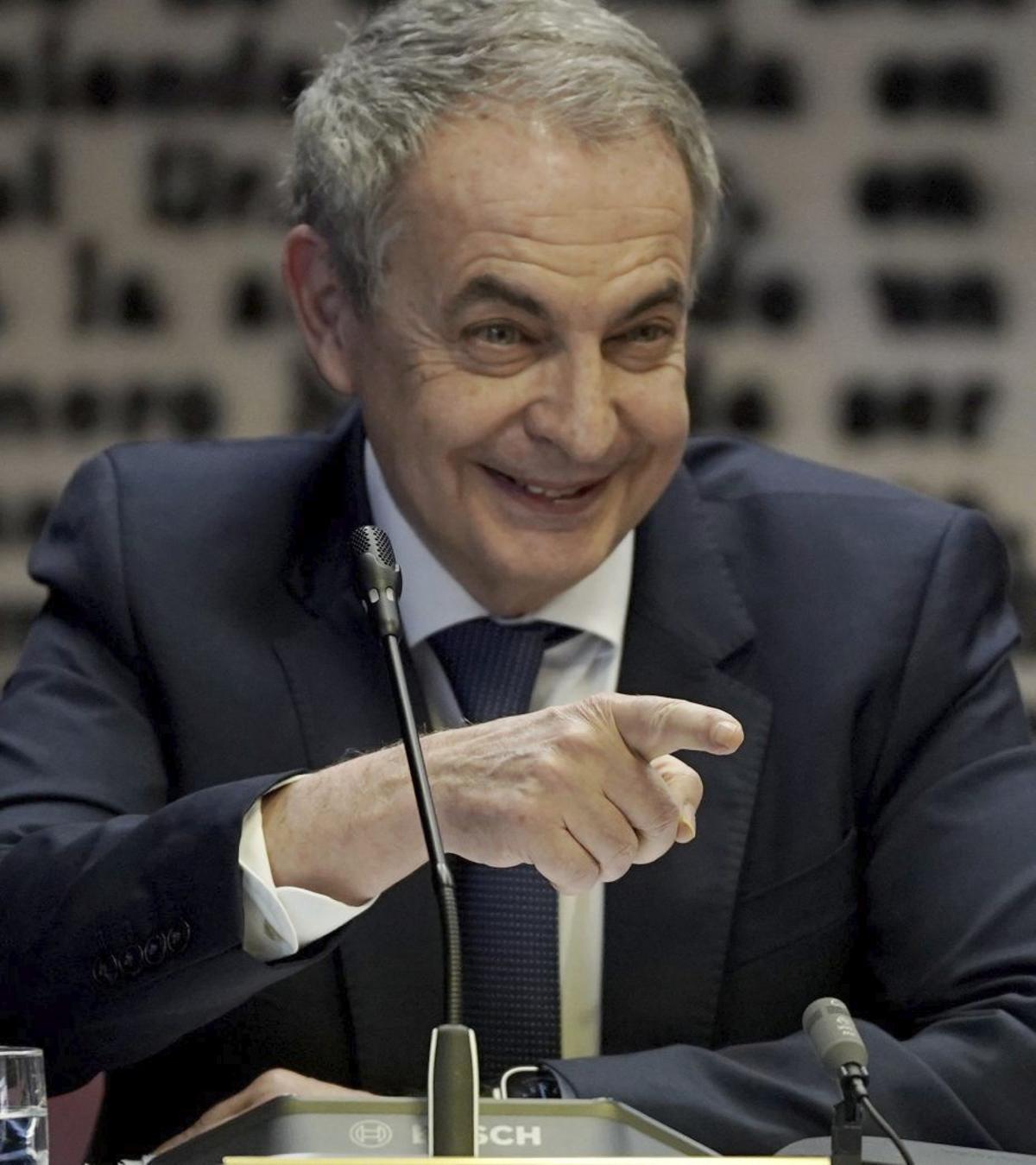 Zapatero, Plus Ultra i els expresidents