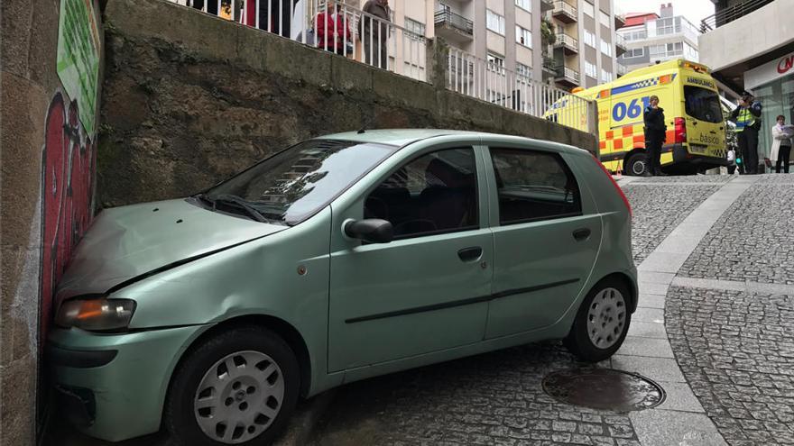 El vehículo accidentado en Vigo. // Nick