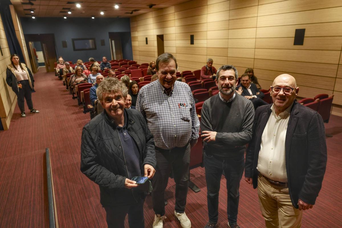 De izquierda a derecha, Belarmino Fernández, Jorge Carrillo, Manuel Campa y Jorge Suárez.